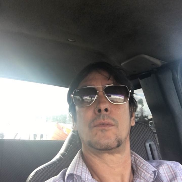 Meet your Posher, Alexander - Picture 1 of 1